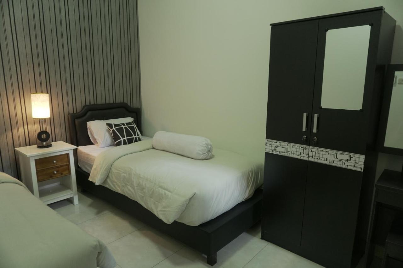 Sayana Homestay Sleman  Εξωτερικό φωτογραφία